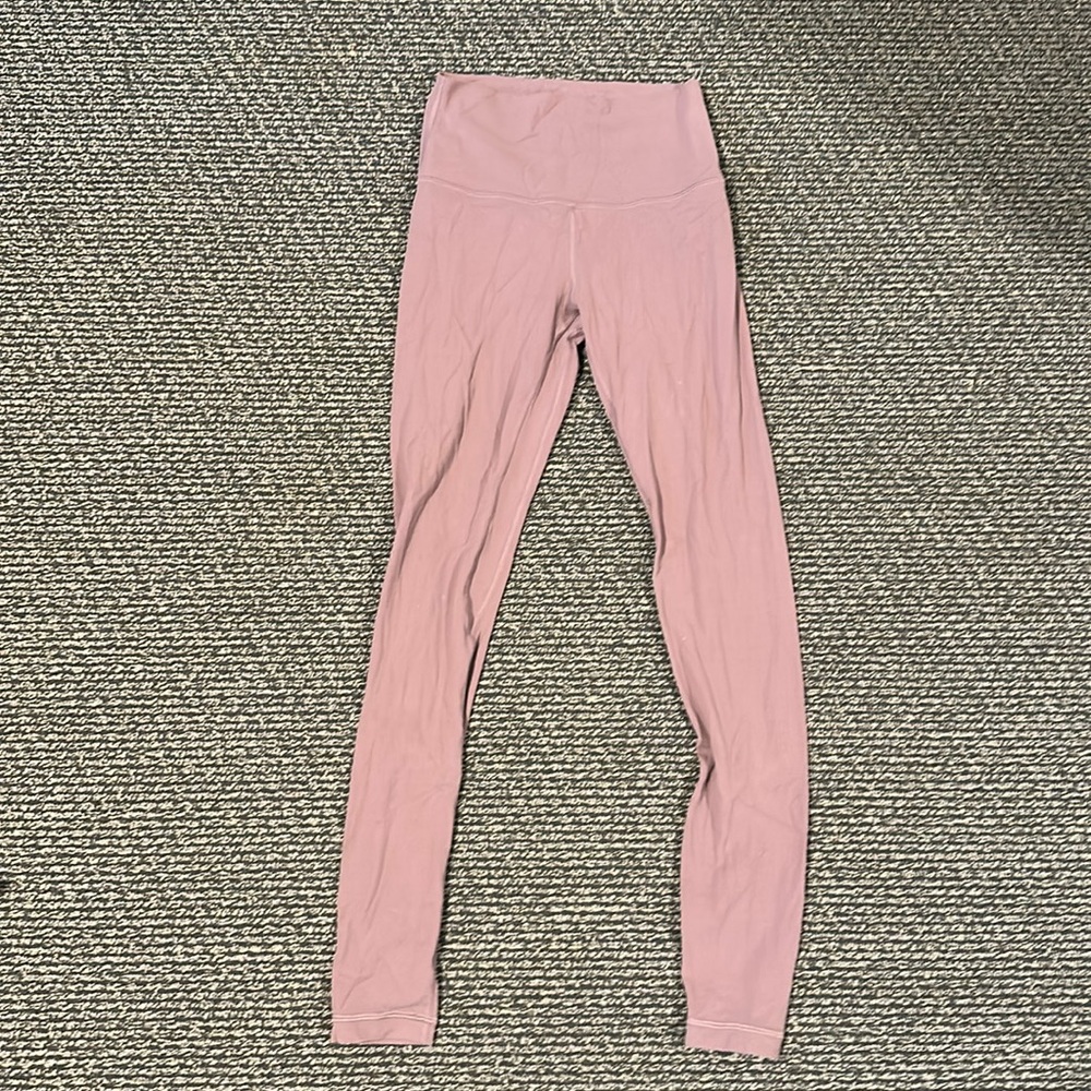 Mauve Lululemon leggings
